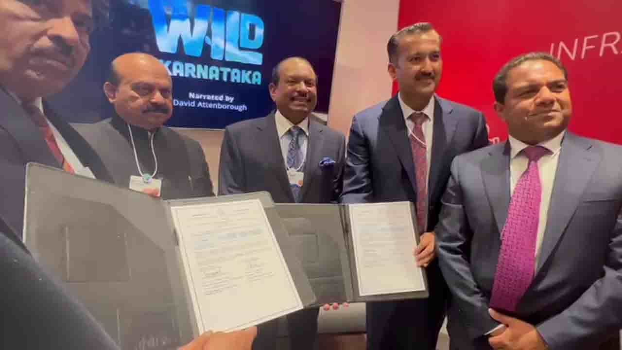 ರೆನ್ಯೂ ಪವರ್ ಕಂಪನಿ ಜತೆ 50,000 ಕೋಟಿ ರೂ. ಹೂಡಿಕೆಯ ಒಪ್ಪಂದಕ್ಕೆ ಸಹಿ ಹಾಕಿದ ಸಿಎಂ ಬೊಮ್ಮಾಯಿ; 30 ಸಾವಿರ ಉದ್ಯೋಗ ಸೃಷ್ಟಿ ನಿರೀಕ್ಷೆ ರೆನ್ಯೂ ಪವರ್ ಕಂಪನಿ ಜತೆ 50,000 ಕೋಟಿ ರೂ. ಹೂಡಿಕೆಯ ಒಪ್ಪಂದಕ್ಕೆ ಸಹಿ ಹಾಕಿದ ಸಿಎಂ ಬೊಮ್ಮಾಯಿ; 30 ಸಾವಿರ ಉದ್ಯೋಗ ಸೃಷ್ಟಿ ನಿರೀಕ್ಷೆ