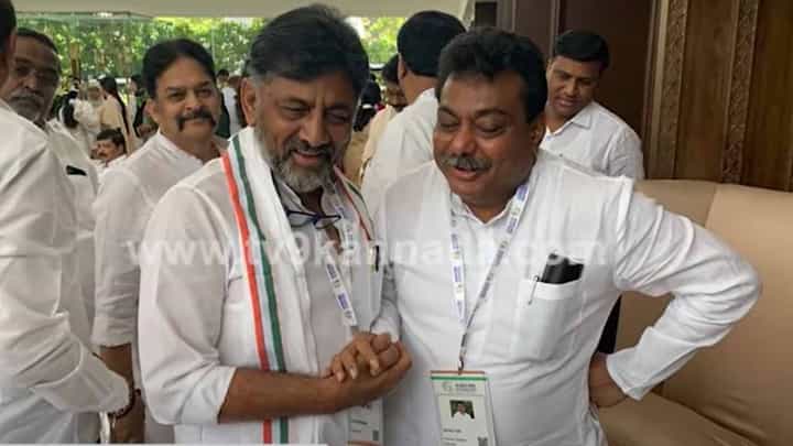 ಶಿವಕುಮಾರ ಮತ್ತು ಪಾಟೀಲ ನಡುವಿನ ಮುನಿಸು ಮಾಯ; ಗುಡ್ ಜಾಬ್ ಅಂತ ಹೇಳಿ ಸುರ್ಜೆವಾಲಾರನ್ನು ಟ್ಯಾಗ್ ಮಾಡಿದರು ರಮ್ಯಾ ಶಿವಕುಮಾರ ಮತ್ತು ಪಾಟೀಲ ನಡುವಿನ ಮುನಿಸು ಮಾಯ; ಗುಡ್ ಜಾಬ್ ಅಂತ ಹೇಳಿ ಸುರ್ಜೆವಾಲಾರನ್ನು ಟ್ಯಾಗ್ ಮಾಡಿದರು ರಮ್ಯಾ