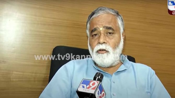 ಪಠ್ಯ ಪರಿಷ್ಕರಣೆ ಮುಂದೇನಾಗುವುದು? ಯಾವ ಪಠ್ಯ ಬೋಧಿಸಬೇಕು ಎಂಬ ಧರ್ಮ ಸಂಕಟದಲ್ಲಿ ಶಾಲೆಗಳು! -ಟಿವಿ 9 ಕನ್ನಡ ಡಿಜಿಟಲ್​ ಲೈವ್​ ಚರ್ಚೆ