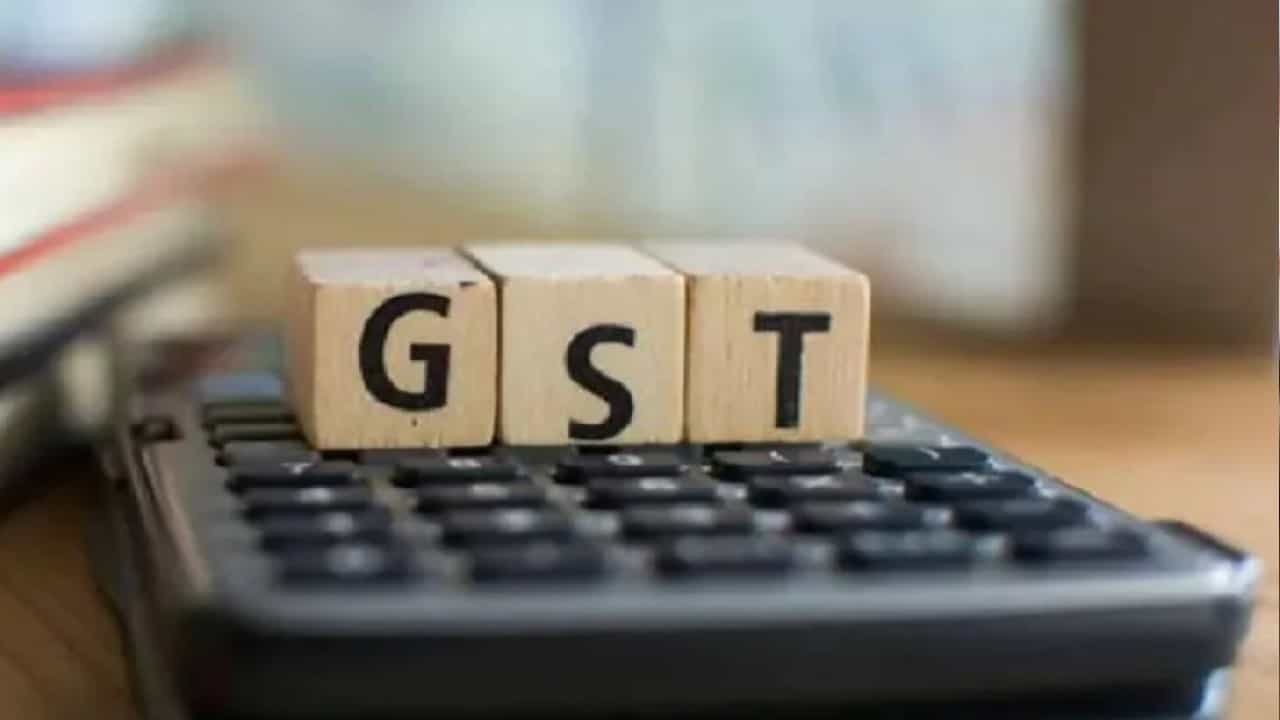 GST Number Unblock: ಬ್ಲಾಕ್ ಮಾಡಿದ ಜಿಎಸ್ಟಿ ಸಂಖ್ಯೆ ಮರುಚಾಲನೆ ಹೇಗೆಂದು ತಿಳಿಯದ ಕರ್ನಾಟಕ ಜಿಎಸ್ಟಿ ಇಲಾಖೆ; ಉದ್ಯಮಿ ವ್ಯವಹಾರಕ್ಕೆ ಧಕ್ಕೆ GST Number Unblock: ಬ್ಲಾಕ್ ಮಾಡಿದ ಜಿಎಸ್ಟಿ ಸಂಖ್ಯೆ ಮರುಚಾಲನೆ ಹೇಗೆಂದು ತಿಳಿಯದ ಕರ್ನಾಟಕ ಜಿಎಸ್ಟಿ ಇಲಾಖೆ; ಉದ್ಯಮಿ ವ್ಯವಹಾರಕ್ಕೆ ಧಕ್ಕೆ