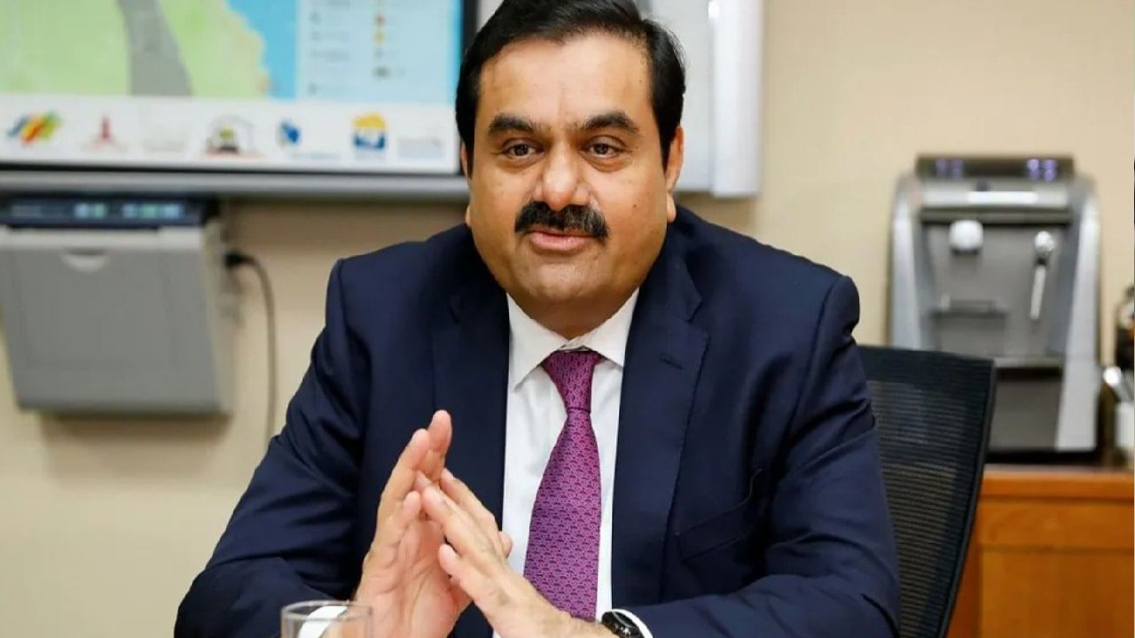 Adani Group: ಹೋಲ್ಸಿಮ್ 81,602 ಕೋಟಿ ರೂ. ಸ್ವಾಧೀನದ ನಂತರ ದೇಶದ ಎರಡನೇ ದೊಡ್ಡ ಸಿಮೆಂಟ್ ಉತ್ಪಾದಕ ಆಗಲಿರುವ ಗೌತಮ್ ಅದಾನಿ Adani Group: ಹೋಲ್ಸಿಮ್ 81,602 ಕೋಟಿ ರೂ. ಸ್ವಾಧೀನದ ನಂತರ ದೇಶದ ಎರಡನೇ ದೊಡ್ಡ ಸಿಮೆಂಟ್ ಉತ್ಪಾದಕ ಆಗಲಿರುವ ಗೌತಮ್ ಅದಾನಿ