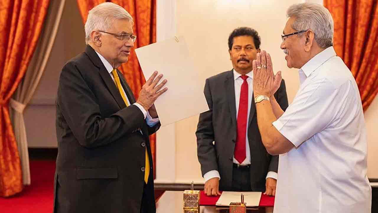 Srilanka Crisis: ಶ್ರೀಲಂಕಾ ಪ್ರಧಾನಿಯಾಗಿ ರನಿಲ್ ವಿಕ್ರಮಸಿಂಘೆ ಅಧಿಕಾರ ಸ್ವೀಕಾರ