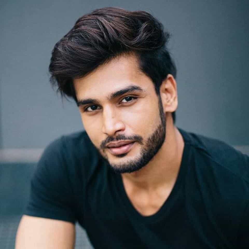 ಯುವತಿಯ ಮನ ಸೆಳೆಯಲು ಯುವಕ ಮಾಡಬೇಕಾದ್ದದ್ದು ಏನು? ಇಲ್ಲಿದೆ ಟಿಪ್ಸ್ ಯುವತಿಯ ಮನ ಸೆಳೆಯಲು ಯುವಕ ಮಾಡಬೇಕಾದ್ದದ್ದು ಏನು? ಇಲ್ಲಿದೆ ಟಿಪ್ಸ್