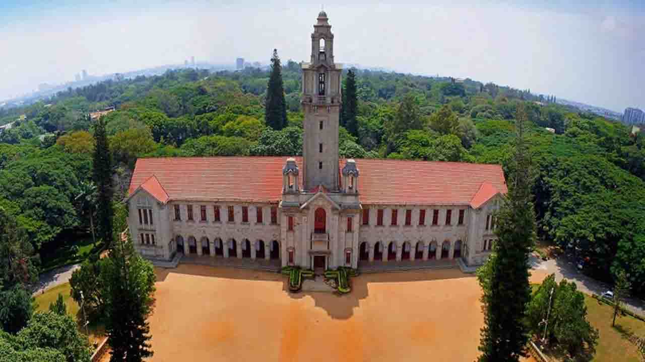 IISc: ಜಂಟಿ ಸಂಶೋಧನೆಗಾಗಿ ಐಐಎಸ್​ಸಿಯೊಂದಿಗೆ ನೌಕಾಪಡೆ ಒಪ್ಪಂದ
