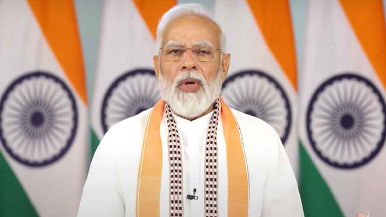 PM Modi ಕೆನಡಾದ ಮಾರ್ಕಾಮ್ ಸನಾತನ ಮಂದಿರದಲ್ಲಿರುವ ಸರ್ದಾರ್ ಪಟೇಲ್ ಪ್ರತಿಮೆ ಎರಡು ದೇಶಗಳ ನಡುವಿನ ಬಾಂಧವ್ಯದ ಸಂಕೇತ: ಮೋದಿ