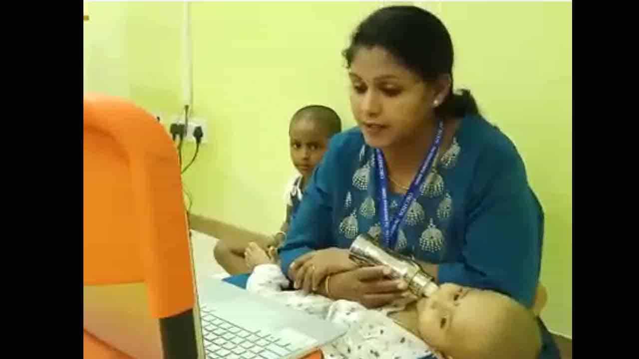 Mothers Day: ಇಬ್ಬರು ಮಕ್ಕಳೊಂದಿಗೆ ಉದ್ಯೋಗ ಸಂಭಾಳಿಸುವ ಶಿಕ್ಷಕಿಯೊಬ್ಬರ ಬದುಕಿನ ಪುಟಗಳಿವು Mothers Day: ಇಬ್ಬರು ಮಕ್ಕಳೊಂದಿಗೆ ಉದ್ಯೋಗ ಸಂಭಾಳಿಸುವ ಶಿಕ್ಷಕಿಯೊಬ್ಬರ ಬದುಕಿನ ಪುಟಗಳಿವು