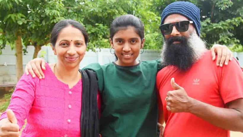 ಅಪ್ಪ ಎಲ್ಐಸಿ ಏಜೆಂಟ್, ಕಷ್ಟಪಡ್ತಿದ್ದ ಬಾಲಕಿಗೆ ಸ್ಪೂರ್ತಿ ಆಯ್ತು ಶಾಸಕರ ಮಾತು! 625ಕ್ಕೆ 625 ಅಂಕ ಸಾಧಿಸಿದ ಮೈಸೂರು ಏಕ್ತಾಗೆ ಮುಂದೆ ಸೇನೆಗೆ ಸೇರುವ ಹಂಬಲ