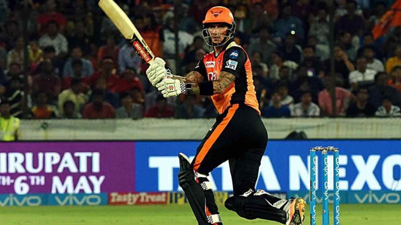 T20 Records: 8 ಸಿಕ್ಸ್, 1 ಫೋರ್: ಒಂದೇ ಓವರ್ನಲ್ಲಿ 55 ರನ್..! T20 Records: 8 ಸಿಕ್ಸ್, 1 ಫೋರ್: ಒಂದೇ ಓವರ್ನಲ್ಲಿ 55 ರನ್..!