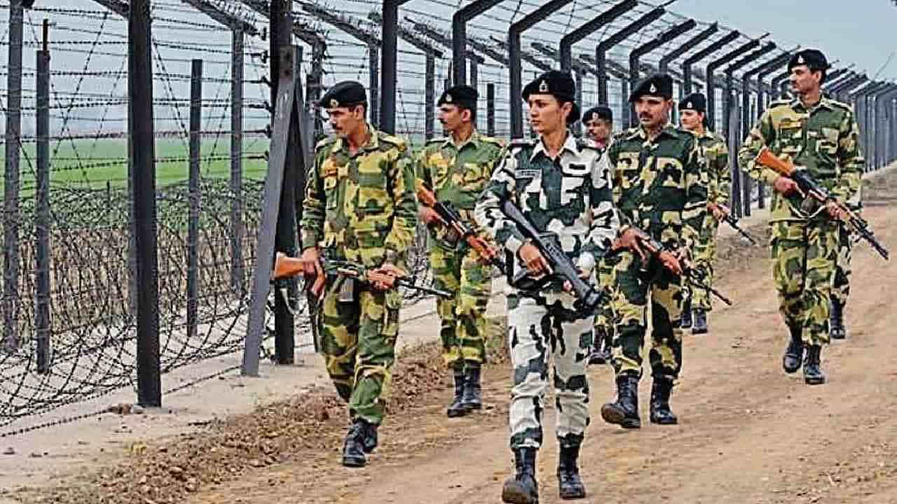 BSF Recruitment 2022: 10ನೇ ತರಗತಿ ಪಾಸಾದವರಿಗೆ BSF ನಲ್ಲಿ ಉದ್ಯೋಗಾವಕಾಶ BSF Recruitment 2022: 10ನೇ ತರಗತಿ ಪಾಸಾದವರಿಗೆ BSF ನಲ್ಲಿ ಉದ್ಯೋಗಾವಕಾಶ
