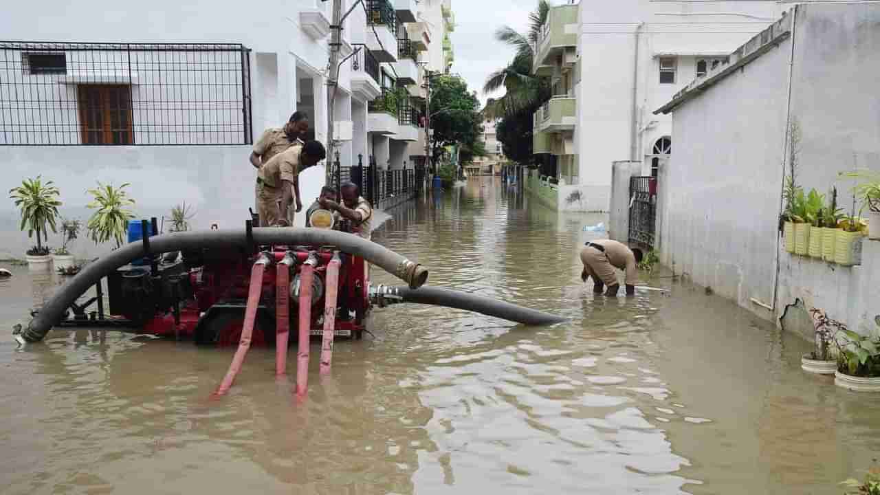 Bengaluru Rain: ಮನೆಗೆ ನುಗ್ಗಿದ ಮಳೆ ನೀರು: ಪರೀಕ್ಷೆಯಲ್ಲಿ ಶೇ.96 ಅಂಕ ಗಳಿಸಿದ ವಿದ್ಯಾರ್ಥಿಗಿಲ್ಲ ಸಂಭ್ರಮ