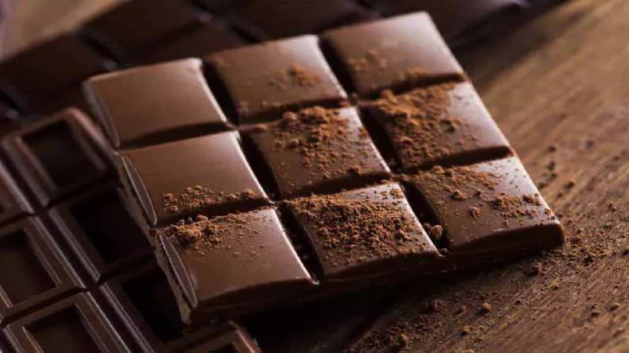 Chocolate: ಚಾಕೊಲೇಟ್ ಸಾವಿನ ಅಪಾಯವನ್ನು ಕಡಿಮೆ ಮಾಡುತ್ತೆ Chocolate: ಚಾಕೊಲೇಟ್ ಸಾವಿನ ಅಪಾಯವನ್ನು ಕಡಿಮೆ ಮಾಡುತ್ತೆ