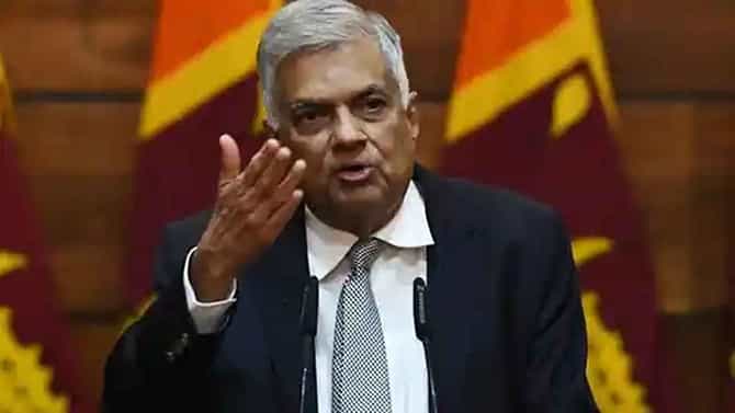 Sri Lanka Crisis: ಶ್ರೀಲಂಕಾದಲ್ಲಿ ಪೆಟ್ರೋಲ್ ಖಾಲಿ; ಆರ್ಥಿಕ ಬಿಕ್ಕಟ್ಟು ಉಲ್ಬಣ, ಏರ್​ಲೈನ್ಸ್ ಮಾರಾಟಕ್ಕೆ ಮುಂದಾದ ಪ್ರಧಾನಿ