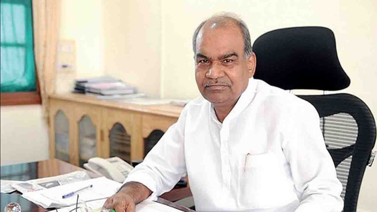 ಪಠ್ಯ ಪರಿಷ್ಕರಣೆ: ಇತ್ತೀಚಿನ ಘಟನೆಗಳಿಂದ ಬೇಸತ್ತು ರಾಜಿನಾಮೆ ನೀಡಿದ ಜಿ.ಎಸ್. ಶಿವರುದ್ರಪ್ಪ ಪ್ರತಿಷ್ಠಾನದ ಅಧ್ಯಕ್ಷರು, ಸದಸ್ಯರು ಪಠ್ಯ ಪರಿಷ್ಕರಣೆ: ಇತ್ತೀಚಿನ ಘಟನೆಗಳಿಂದ ಬೇಸತ್ತು ರಾಜಿನಾಮೆ ನೀಡಿದ ಜಿ.ಎಸ್. ಶಿವರುದ್ರಪ್ಪ ಪ್ರತಿಷ್ಠಾನದ ಅಧ್ಯಕ್ಷರು, ಸದಸ್ಯರು