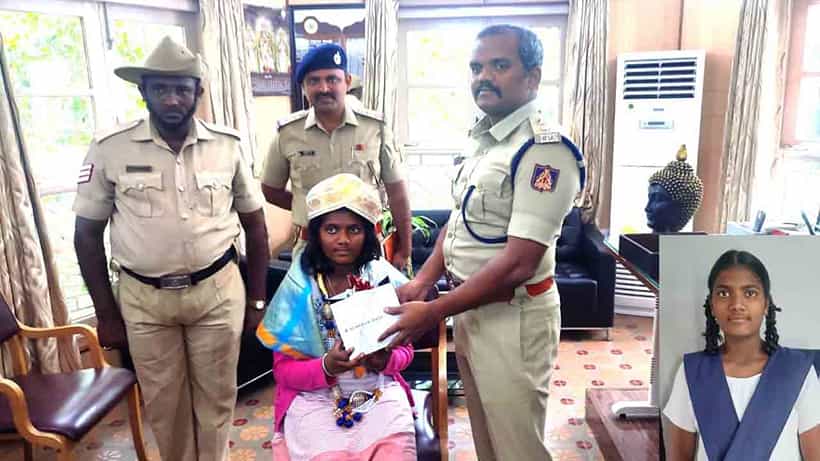ಎಸ್ಎಸ್ಎಲ್ಸಿ ಪರೀಕ್ಷೆಯಲ್ಲಿ ಅತಿ ಹೆಚ್ಚು ಅಂಕ ಗಳಿಸಿದ ಚೈತ್ರಾಗೆ ವಾಚ್ ಉಡುಗೊರೆ ನೀಡಿದ ಬೆಂಗಳೂರು ಗ್ರಾಮಾಂತರ ಎಸ್ಪಿ