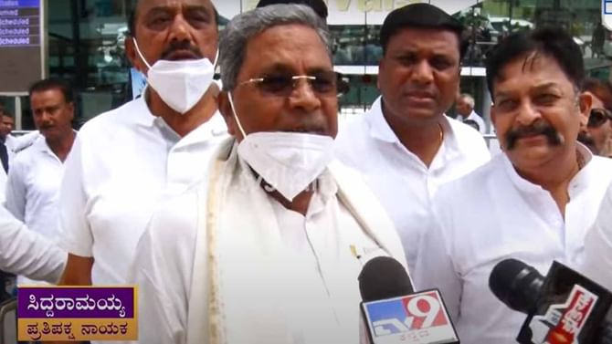 ಕನ್ನಡಾಭಿಮಾನಿ ಸಿದ್ದರಾಮಯ್ಯ ರಾಜಸ್ತಾನದಲ್ಲಿ ‘ಮುಝೆ ಹಿಂದಿ ನಹೀಂ ಆತಾ’ ಅಂದಿದ್ದು! ಕನ್ನಡಾಭಿಮಾನಿ ಸಿದ್ದರಾಮಯ್ಯ ರಾಜಸ್ತಾನದಲ್ಲಿ ‘ಮುಝೆ ಹಿಂದಿ ನಹೀಂ ಆತಾ’ ಅಂದಿದ್ದು!