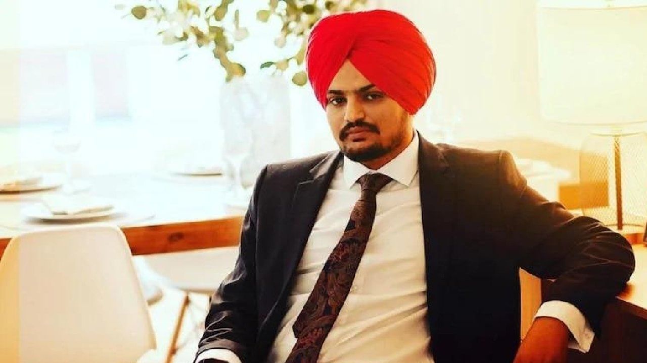 Sidhu Moose Wala: ಭದ್ರತೆ ವಾಪಸ್ ಪಡೆದ ಬೆನ್ನಲ್ಲೇ ಗುಂಡೇಟಿನಿಂದ ಹತ್ಯೆಗೀಡಾದ ಪಂಜಾಬಿ ಗಾಯಕ, ಕಾಂಗ್ರೆಸ್ ನಾಯಕ ಸಿಧು ಮೂಸೆ ವಾಲಾ