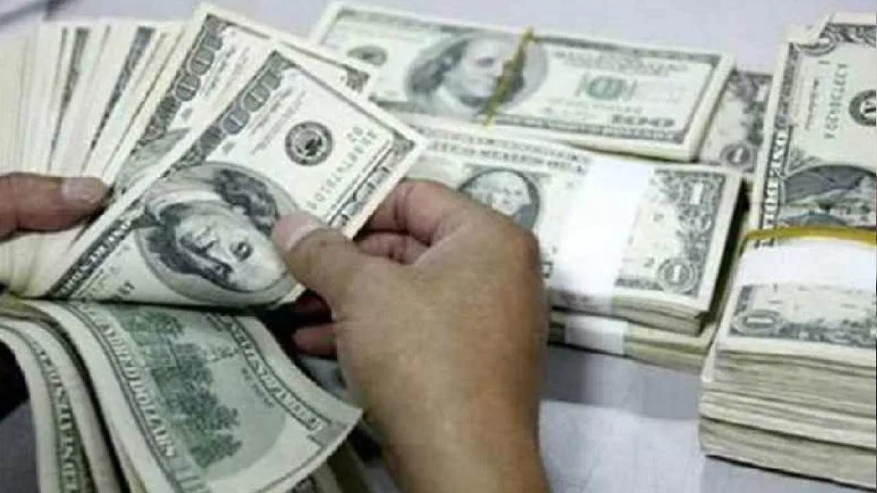 INR USD Exchange Rate Today: ಅಮೆರಿಕದ ಡಾಲರ್ ವಿರುದ್ಧ ಭಾರತದ ರೂಪಾಯಿ ಮೌಲ್ಯ ಸಾರ್ವಕಾಲಿಕ ಕನಿಷ್ಠ ಮಟ್ಟ 77.72ಕ್ಕೆ