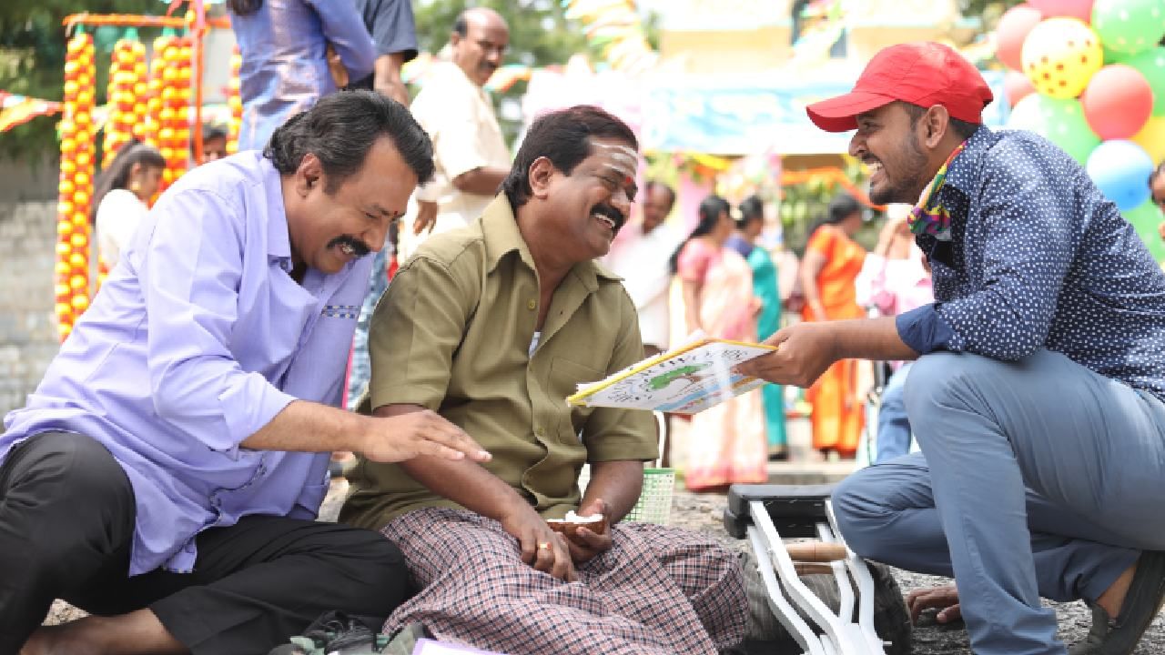 Wheel Chair Romeo Movie: ಮೇ 27ಕ್ಕೆ ರಿಲೀಸ್ ಆಗುತ್ತಿದೆ ‘ವೀಲ್ ಚೇರ್ ರೋಮಿಯೋ’; ಈ ಚಿತ್ರದ ಕತೆ ಸಿಕ್ಕಿದ್ದು ಹೇಗೆ? ಇಲ್ಲಿದೆ ಅಚ್ಚರಿಯ ವಿಚಾರ Wheel Chair Romeo Movie: ಮೇ 27ಕ್ಕೆ ರಿಲೀಸ್ ಆಗುತ್ತಿದೆ ‘ವೀಲ್ ಚೇರ್ ರೋಮಿಯೋ’; ಈ ಚಿತ್ರದ ಕತೆ ಸಿಕ್ಕಿದ್ದು ಹೇಗೆ? ಇಲ್ಲಿದೆ ಅಚ್ಚರಿಯ ವಿಚಾರ