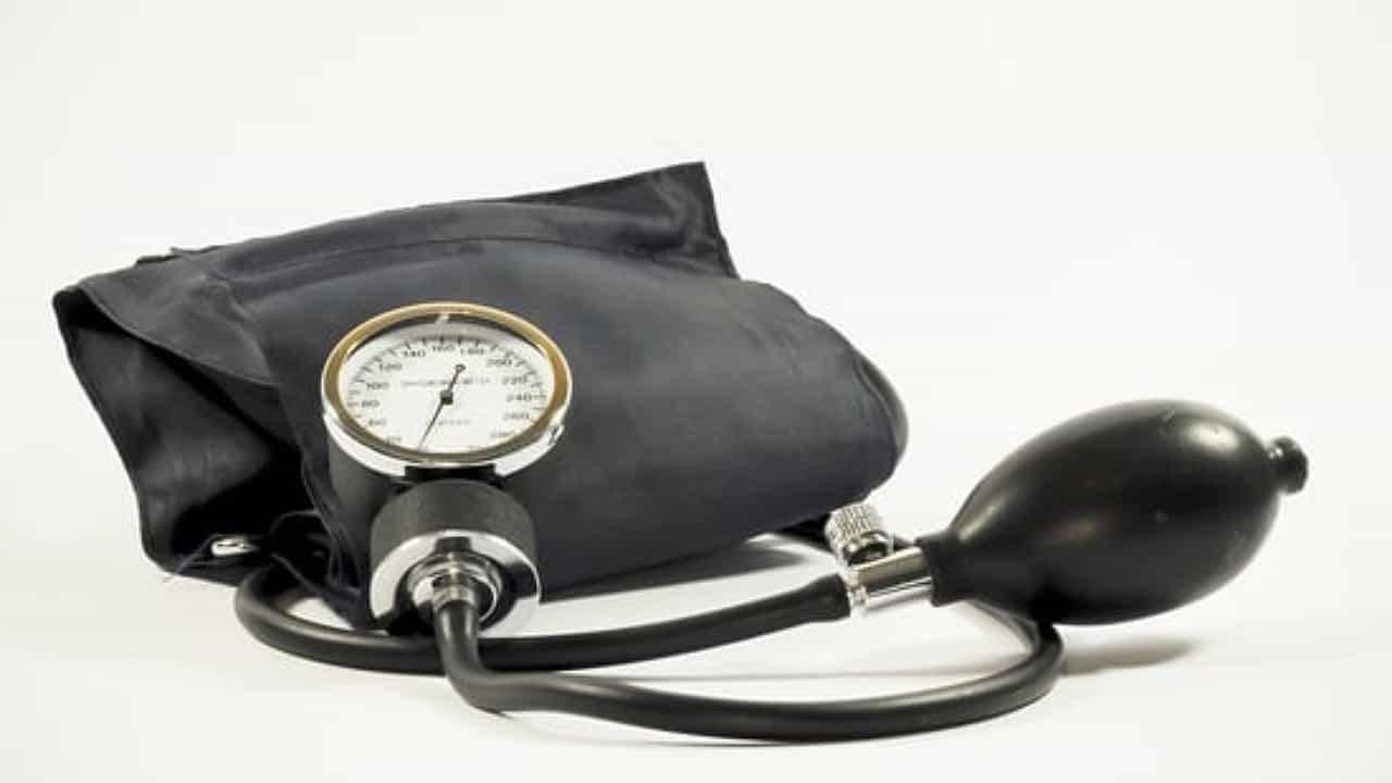 World Hypertension Day 2022: ಅಧಿಕ ರಕ್ತದೊತ್ತಡದ ಈ ಲಕ್ಷಣಗಳನ್ನು ನಿರ್ಲಕ್ಷಿಸಲೇಬೇಡಿ World Hypertension Day 2022: ಅಧಿಕ ರಕ್ತದೊತ್ತಡದ ಈ ಲಕ್ಷಣಗಳನ್ನು ನಿರ್ಲಕ್ಷಿಸಲೇಬೇಡಿ
