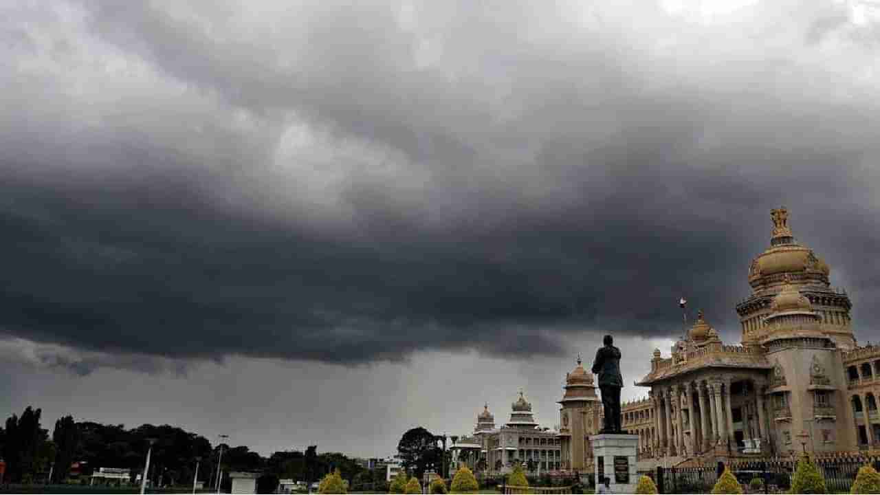 Karnataka Rain: ಭಾರೀ ಮಳೆಯಿಂದ ಕರಾವಳಿ, ಮಲೆನಾಡಿನಲ್ಲಿ ರೆಡ್ ಅಲರ್ಟ್ ​ಘೋಷಣೆ; ಇನ್ನೂ 3 ದಿನ ವರುಣನ ಆರ್ಭಟ