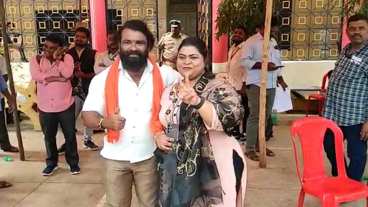 ದಾವಣಗೆರೆ ಪಾಲಿಕೆಯ 28, 37ನೇ ವಾರ್ಡ್ಗೆ ಉಪ ಚುನಾವಣೆ; ಕಾಂಗ್ರೆಸ್ ತೊರೆದು ಬಿಜೆಪಿ ಸೇರಿದ್ದ ದಂಪತಿಗೆ ಭರ್ಜರಿ ಗೆಲುವು