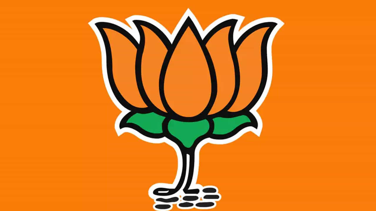 ಸಿದ್ದರಾಮಯ್ಯ ಸಿಎಂ ಆದ ಒಂದೇ ವರ್ಷಕ್ಕೆ ಭ್ರಷ್ಟಾಚಾರ ಬಯಲು; ಟ್ವಿಟರ್​ನಲ್ಲಿ ಚಾಟಿ ಬೀಸಿದ ರಾಜ್ಯ ಬಿಜೆಪಿ