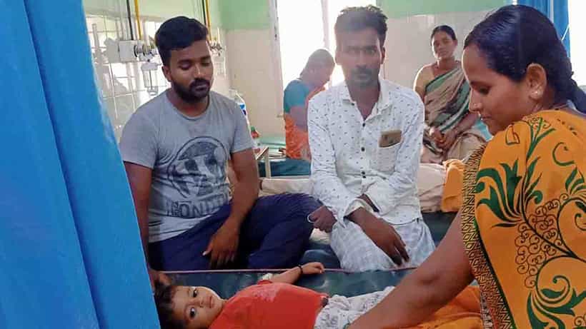 ಬಳ್ಳಾರಿಯ ಹೋಟೆಲ್ನಲ್ಲಿ ಉಪಾಹಾರ ಸೇವಿಸಿದ್ದ 15 ಜನ ಅಸ್ವಸ್ಥ