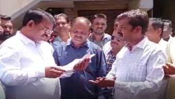 ಹೆಸ್ಕಾಂನ ಇಬ್ಬರು ಅಧಿಕಾರಿಗಳ ವಿರುದ್ಧ ಭ್ರಷ್ಟಾಚಾರ ಆರೋಪ: ಅಧಿಕಾರಿಗಳಿಬ್ಬರ ವಿರುದ್ಧ ಗುತ್ತಿಗೆದಾರರ ತೀವ್ರ ಆಕ್ರೋಶ