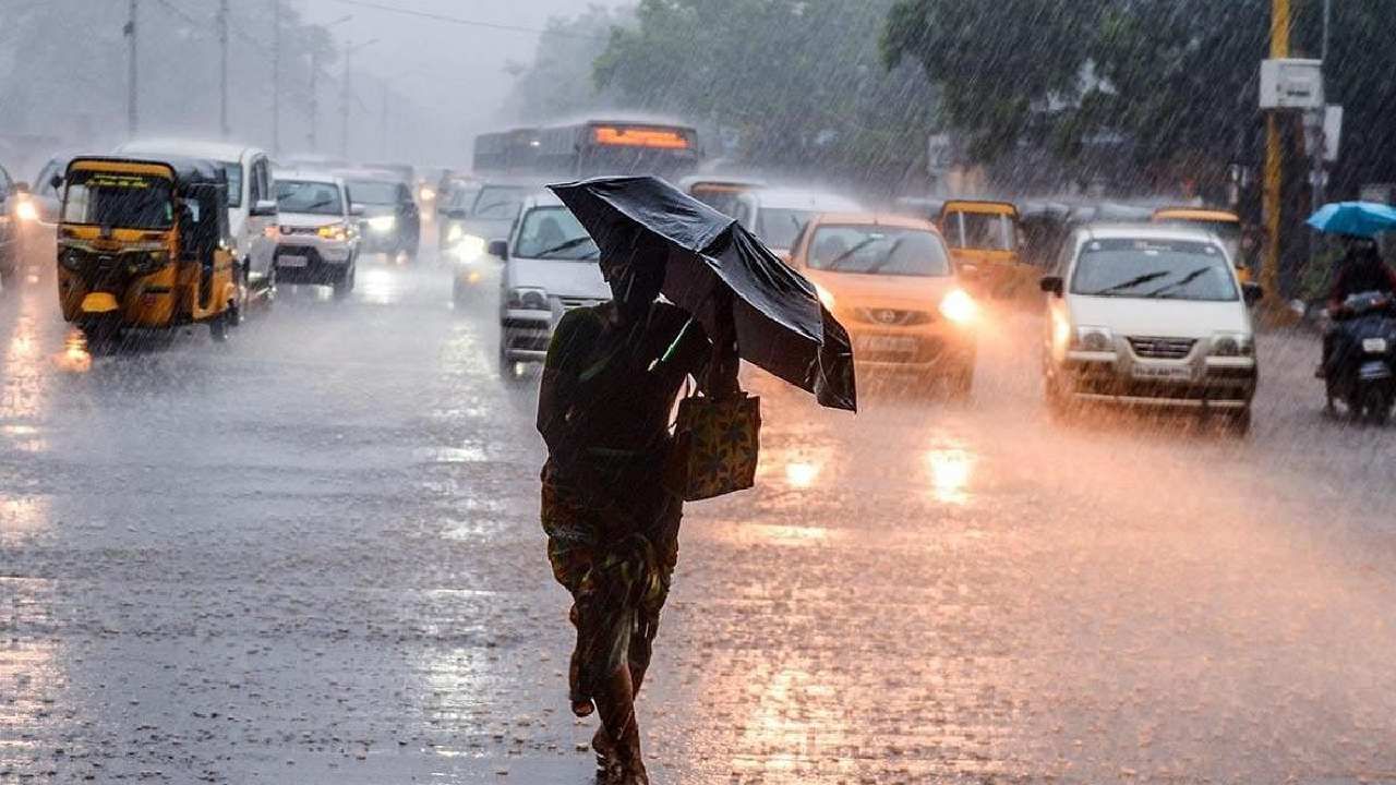 Karnataka Rain: ಕರ್ನಾಟಕದ ಕರಾವಳಿ, ಒಳನಾಡಿನಲ್ಲಿ ಇಂದು ಗುಡುಗು ಸಹಿತ ಹಗುರ ಮಳೆ