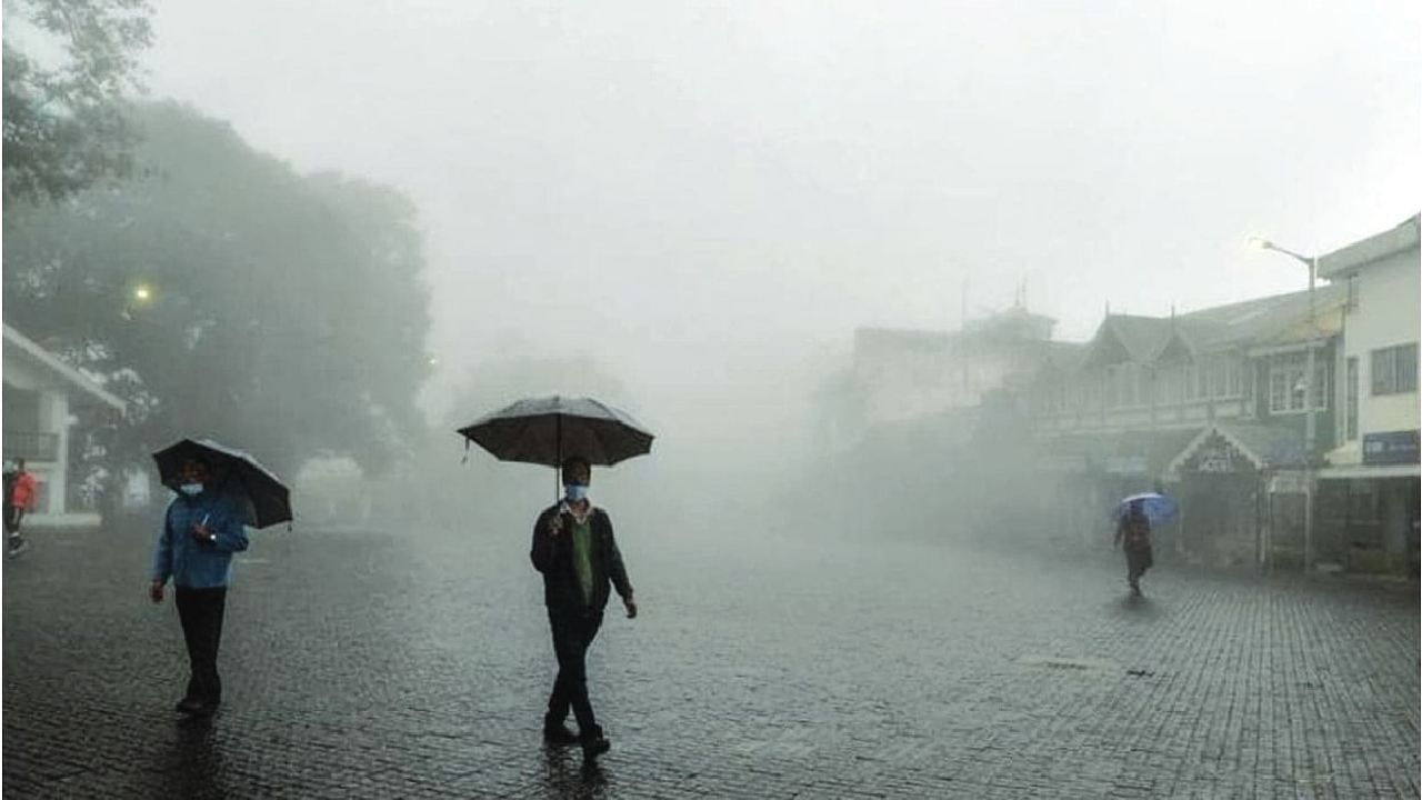 Karnataka Rain: ಕರ್ನಾಟಕದ ಬೆಂಗಳೂರು, ಕರಾವಳಿಯಲ್ಲಿ ಇಂದು ಗುಡುಗು ಸಹಿತ ಮಳೆ ಸಾಧ್ಯತೆ