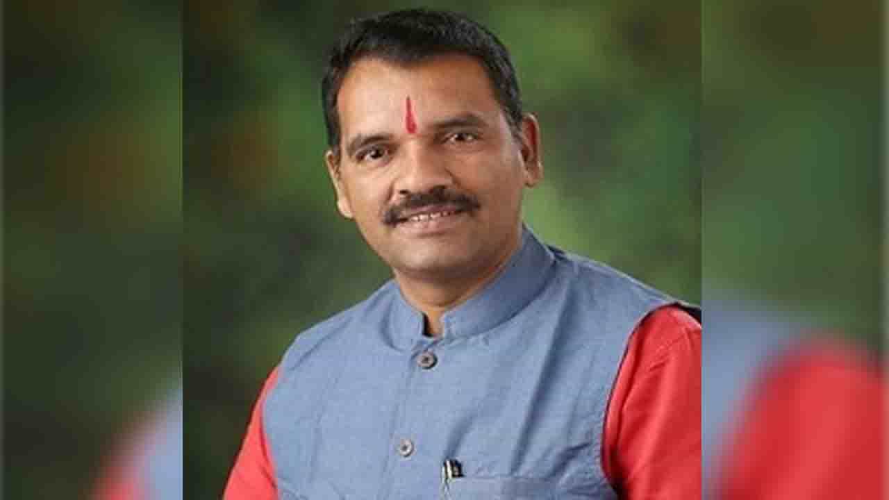 ಬೆಳಗಾವಿ ಉತ್ತರ ಶಾಸಕ ಅನಿಲ್ ಬೆನಕೆ ವಿರುದ್ಧ ವಾರಂಟ್ ಜಾರಿಗೊಳಿಸಿದ ಬೆಂಗಳೂರಿನ 42ನೇ ಎಸಿಎಂಎಂ ನ್ಯಾಯಾಲಯ ಬೆಳಗಾವಿ ಉತ್ತರ ಶಾಸಕ ಅನಿಲ್ ಬೆನಕೆ ವಿರುದ್ಧ ವಾರಂಟ್ ಜಾರಿಗೊಳಿಸಿದ ಬೆಂಗಳೂರಿನ 42ನೇ ಎಸಿಎಂಎಂ ನ್ಯಾಯಾಲಯ
