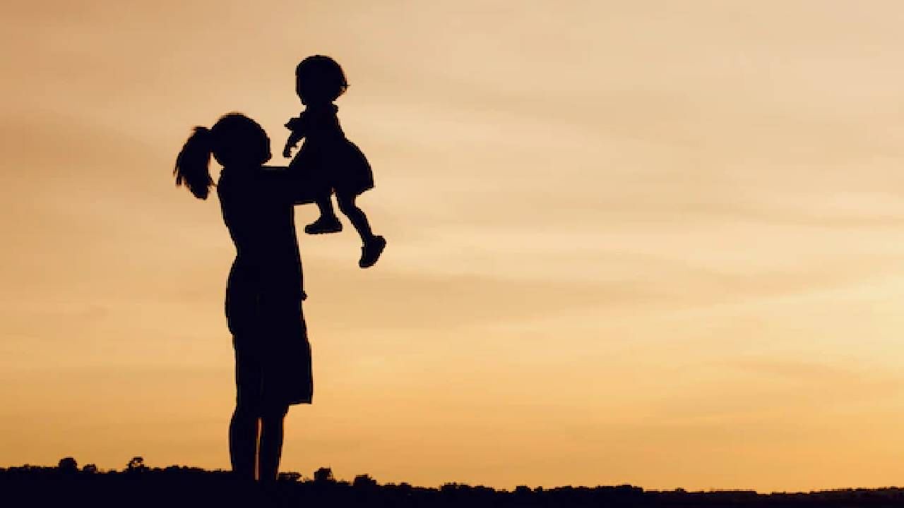 Mother’s Day 2022: ತಾಳ್ಮೆ ಮತ್ತು ಸಂಯಮದ ಕೈಗನ್ನಡಿ ನನ್ನಮ್ಮ Mother’s Day 2022: ತಾಳ್ಮೆ ಮತ್ತು ಸಂಯಮದ ಕೈಗನ್ನಡಿ ನನ್ನಮ್ಮ