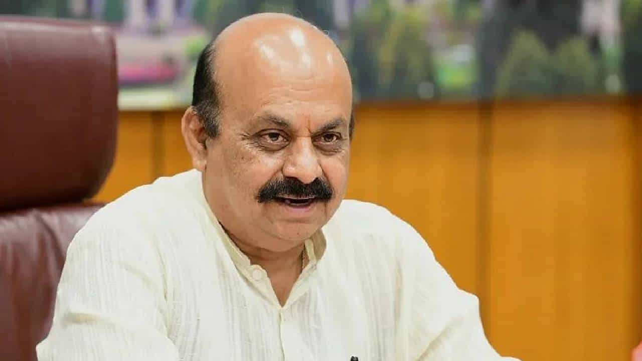 ಟಿಸಿಎಸ್ ವಿಶ್ವ 10ಕೆ ಓಟಕ್ಕೆ ಸಿಎಂ ಬಸವರಾಜ ಬೊಮ್ಮಾಯಿ ಚಾಲನೆ: 19 ಸಾವಿರಕ್ಕಿಂತ ಹೆಚ್ಚು ಅಥ್ಲೀಟ್ಗಳು ಭಾಗಿ ಟಿಸಿಎಸ್ ವಿಶ್ವ 10ಕೆ ಓಟಕ್ಕೆ ಸಿಎಂ ಬಸವರಾಜ ಬೊಮ್ಮಾಯಿ ಚಾಲನೆ: 19 ಸಾವಿರಕ್ಕಿಂತ ಹೆಚ್ಚು ಅಥ್ಲೀಟ್ಗಳು ಭಾಗಿ