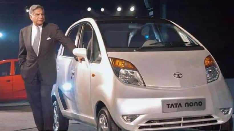 Ratan Tata: ಬಾಡಿಗಾರ್ಡ್ ಇಲ್ಲದೆ ತಾಜ್ ಹೋಟೆಲ್ಗೆ ನ್ಯಾನೋ ಕಾರಲ್ಲಿ ಬಂದಿಳಿದ ರತನ್ ಟಾಟಾ; ಸರಳತೆಗೆ ನೆಟ್ಟಿಗರು ಫಿದಾ