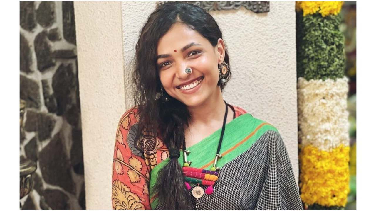 Anupama Gowda: ‘ರಾಜಾ ರಾಣಿ 2’ ಶೋಗೆ ಅನುಪಮಾ ಗೌಡ ಯಾಕೆ ನಿರೂಪಕಿ ಆಗಿಲ್ಲ? ಫ್ಯಾನ್ಸ್ ಪ್ರಶ್ನೆಗೆ ನೇರ ಉತ್ತರ ನೀಡಿದ ನಟಿ Anupama Gowda: ‘ರಾಜಾ ರಾಣಿ 2’ ಶೋಗೆ ಅನುಪಮಾ ಗೌಡ ಯಾಕೆ ನಿರೂಪಕಿ ಆಗಿಲ್ಲ? ಫ್ಯಾನ್ಸ್ ಪ್ರಶ್ನೆಗೆ ನೇರ ಉತ್ತರ ನೀಡಿದ ನಟಿ
