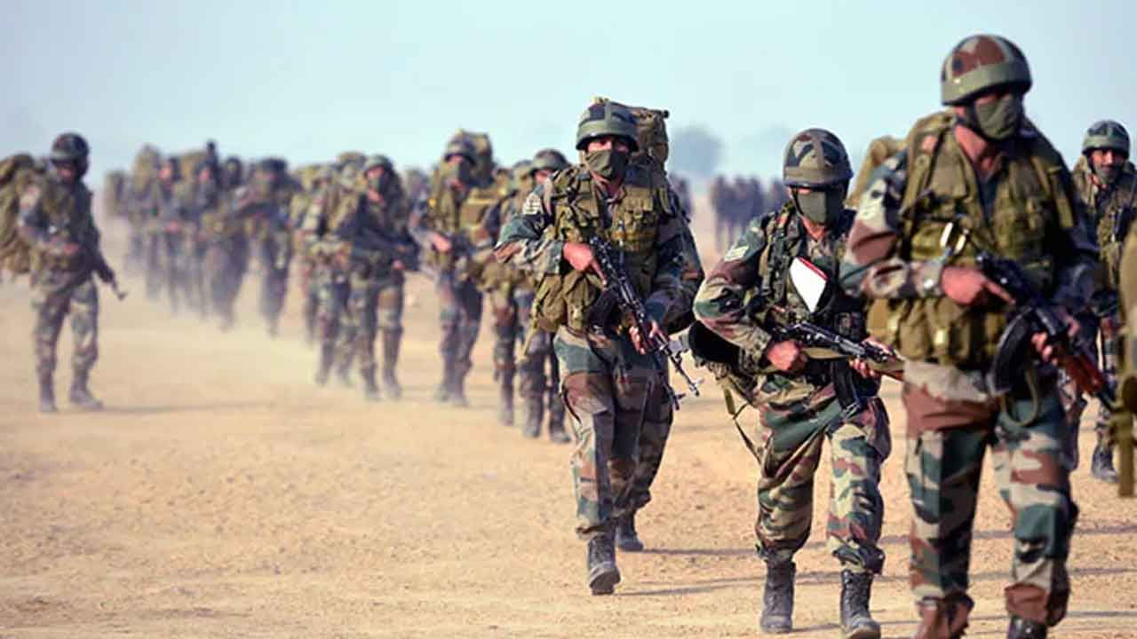 Kargil Vijay Diwas 2022: ಭಾರತದ ಭದ್ರತೆಗೆ ಏಕೀಕೃತ ಮಿಲಿಟರಿ ಕಮಾಂಡ್ ಏಕೆ ಅತ್ಯಗತ್ಯ: ಇಲ್ಲಿದೆ ವಿಸ್ತೃತ ಮಾಹಿತಿ Kargil Vijay Diwas 2022: ಭಾರತದ ಭದ್ರತೆಗೆ ಏಕೀಕೃತ ಮಿಲಿಟರಿ ಕಮಾಂಡ್ ಏಕೆ ಅತ್ಯಗತ್ಯ: ಇಲ್ಲಿದೆ ವಿಸ್ತೃತ ಮಾಹಿತಿ