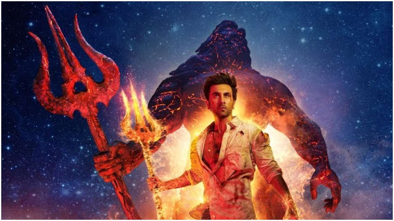 Brahmastra Trailer: ಬೆಂಕಿಯೂ ಸುಡಲಾರದ ವ್ಯಕ್ತಿಯ ಪಾತ್ರದಲ್ಲಿ ರಣಬೀರ್ ಕಪೂರ್; ಹೇಗಿದೆ ‘ಬ್ರಹ್ಮಾಸ್ತ್ರ’ ಟ್ರೇಲರ್? Brahmastra Trailer: ಬೆಂಕಿಯೂ ಸುಡಲಾರದ ವ್ಯಕ್ತಿಯ ಪಾತ್ರದಲ್ಲಿ ರಣಬೀರ್ ಕಪೂರ್; ಹೇಗಿದೆ ‘ಬ್ರಹ್ಮಾಸ್ತ್ರ’ ಟ್ರೇಲರ್?