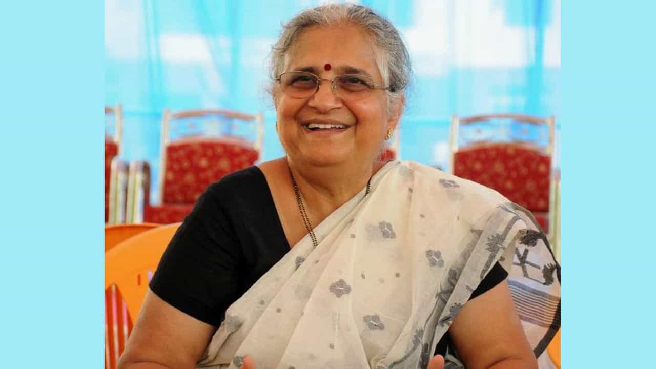 ಐಟಿ ಇಂಡಸ್ಟ್ರಿ ಬೆಂಗಳೂರಿಗೆ ಬಾರದಿದ್ದರೆ ಇಷ್ಟೊಂದು ಟ್ರಾಫಿಕ್ ಜಾಮ್ ಇರುತ್ತಿರಲಿಲ್ಲ: ಇನ್ಫೋಸಿಸ್ ಫೌಂಡೇಶನ್ ಅಧ್ಯಕ್ಷೆ ಸುಧಾ ಮೂರ್ತಿ ಐಟಿ ಇಂಡಸ್ಟ್ರಿ ಬೆಂಗಳೂರಿಗೆ ಬಾರದಿದ್ದರೆ ಇಷ್ಟೊಂದು ಟ್ರಾಫಿಕ್ ಜಾಮ್ ಇರುತ್ತಿರಲಿಲ್ಲ: ಇನ್ಫೋಸಿಸ್ ಫೌಂಡೇಶನ್ ಅಧ್ಯಕ್ಷೆ ಸುಧಾ ಮೂರ್ತಿ