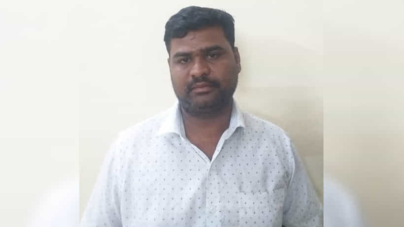 ಲಂಚ ಪಡೆಯುವಾಗ ರೆಡ್ ಹ್ಯಾಂಡ್ ಆಗಿ ಸಿಕ್ಕಿಬಿದ್ದ ಕಲಬುರಗಿ ಕಾನ್ಸ್ಟೇಬಲ್!