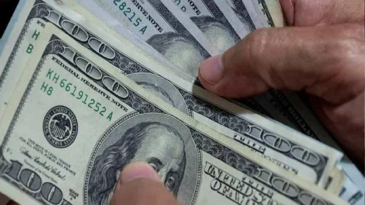 INR USD Exchange Rate: ಜೂನ್ 20ಕ್ಕೆ ಅಮೆರಿಕ ಡಾಲರ್ ಸೇರಿ ಯಾವ ದೇಶದ ವಿರುದ್ಧ ಭಾರತದ ರೂಪಾಯಿ ಮೌಲ್ಯ ಎಷ್ಟಿದೆ? INR USD Exchange Rate: ಜೂನ್ 20ಕ್ಕೆ ಅಮೆರಿಕ ಡಾಲರ್ ಸೇರಿ ಯಾವ ದೇಶದ ವಿರುದ್ಧ ಭಾರತದ ರೂಪಾಯಿ ಮೌಲ್ಯ ಎಷ್ಟಿದೆ?