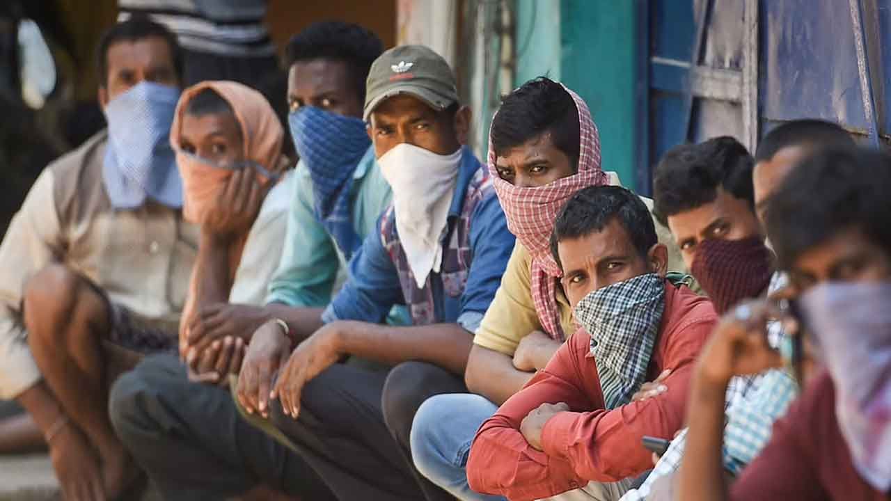 2020-21ರ ಕಾರ್ಮಿಕ ಸಮೀಕ್ಷೆ ಪ್ರಕಾರ ದೇಶದಲ್ಲಿ ನಿರುದ್ಯೋಗ ದರ ಕುಸಿತ; ಏನಿದು ಲೆಕ್ಕಾಚಾರ? 2020-21ರ ಕಾರ್ಮಿಕ ಸಮೀಕ್ಷೆ ಪ್ರಕಾರ ದೇಶದಲ್ಲಿ ನಿರುದ್ಯೋಗ ದರ ಕುಸಿತ; ಏನಿದು ಲೆಕ್ಕಾಚಾರ?