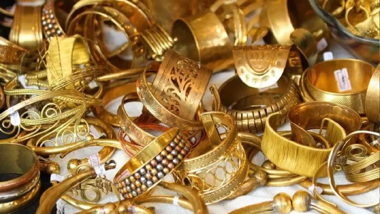 Gold- Silver Price: ಬೆಂಗಳೂರು, ಮುಂಬೈ, ದೆಹಲಿ ಮತ್ತಿತರ ಕಡೆ ಜೂನ್ 21ರ ಮಂಗಳವಾರದ ಚಿನ್ನ- ಬೆಳ್ಳಿ ದರ ಇಲ್ಲಿದೆ Gold- Silver Price: ಬೆಂಗಳೂರು, ಮುಂಬೈ, ದೆಹಲಿ ಮತ್ತಿತರ ಕಡೆ ಜೂನ್ 21ರ ಮಂಗಳವಾರದ ಚಿನ್ನ- ಬೆಳ್ಳಿ ದರ ಇಲ್ಲಿದೆ
