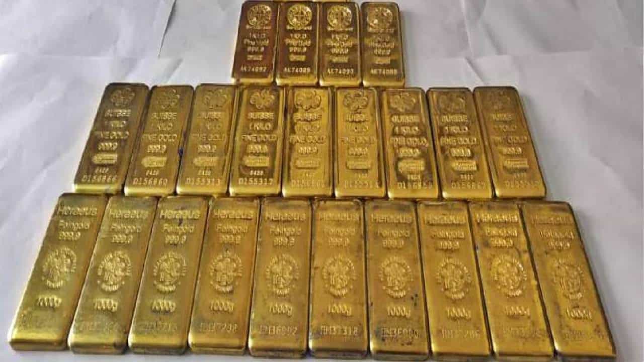 Taxation On Paper Gold: ಕಾಗದ ಸ್ವರೂಪದ ಚಿನ್ನದ ಮೇಲೆ ತೆರಿಗೆ ಲೆಕ್ಕಾಚಾರ ಹೇಗೆ? ಇಲ್ಲಿದೆ ವಿವರಣೆ Taxation On Paper Gold: ಕಾಗದ ಸ್ವರೂಪದ ಚಿನ್ನದ ಮೇಲೆ ತೆರಿಗೆ ಲೆಕ್ಕಾಚಾರ ಹೇಗೆ? ಇಲ್ಲಿದೆ ವಿವರಣೆ