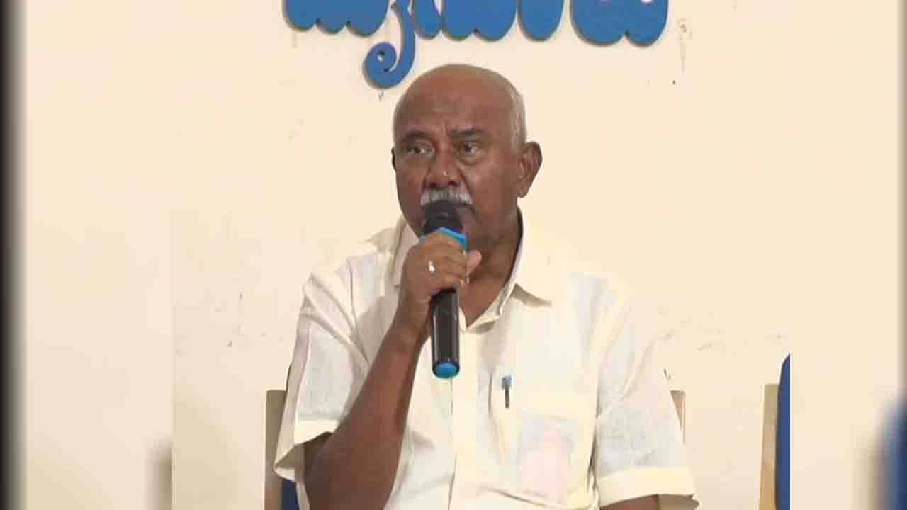 ಪ್ರತಾಪ್ ಸಿಂಹ ಅಯೋಗ್ಯ, ವಕೀಲ ವೃತ್ತಿ ಬಗ್ಗೆ ಅವನಿಗೇನು ಗೊತ್ತು? ಸ್ವಪಕ್ಷೀಯ ಸಂಸದ ಪ್ರತಾಪ್ ಸಿಂಹ ವಿರುದ್ಧ ಹೆಚ್.ವಿಶ್ವನಾಥ್ ಏಕವಚನದಲ್ಲಿ ವಾಗ್ದಾಳಿ