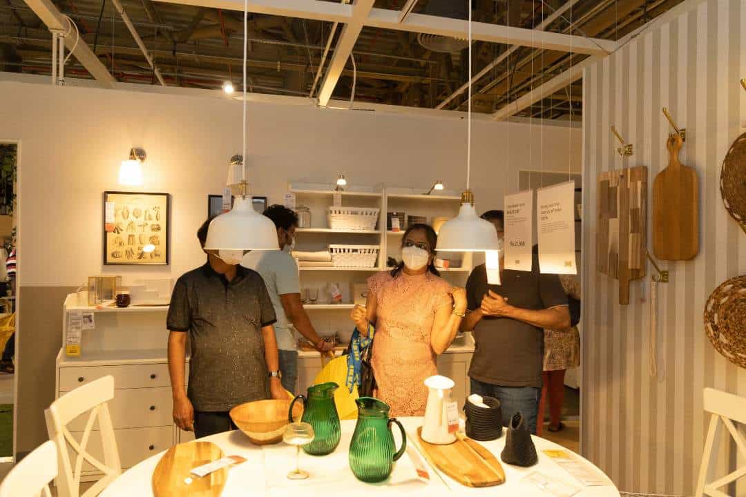 IKEA Nagasandra Store: 9 ಫುಟ್ಬಾಲ್ ಸ್ಟೇಡಿಯಂನಷ್ಟು ದೊಡ್ಡ IKEA ಸ್ಟೋರ್ ನಾಗಸಂದ್ರದಲ್ಲಿ ಆರಂಭ; 2ರಿಂದ 3 ಗಂಟೆ ಕಾಯೋದು ತಪ್ಪಿಲ್ಲ! IKEA Nagasandra Store: 9 ಫುಟ್ಬಾಲ್ ಸ್ಟೇಡಿಯಂನಷ್ಟು ದೊಡ್ಡ IKEA ಸ್ಟೋರ್ ನಾಗಸಂದ್ರದಲ್ಲಿ ಆರಂಭ; 2ರಿಂದ 3 ಗಂಟೆ ಕಾಯೋದು ತಪ್ಪಿಲ್ಲ!