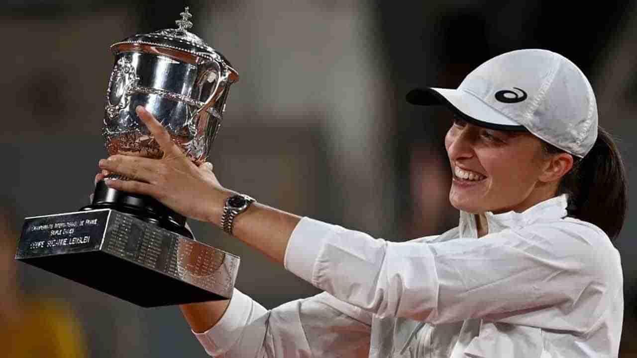 French Open 2022: ಫ್ರೆಂಚ್ ಓಪನ್ ಮಹಿಳಾ ಸಿಂಗಲ್ಸ್ ಪ್ರಶಸ್ತಿ ಗೆದ್ದ ಪೋಲೆಂಡ್‌ನ ಇಗಾ ಸ್ವಿಟೆಕ್..!