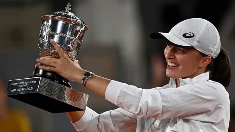 French Open 2022: ಫ್ರೆಂಚ್ ಓಪನ್ ಮಹಿಳಾ ಸಿಂಗಲ್ಸ್ ಪ್ರಶಸ್ತಿ ಗೆದ್ದ ಪೋಲೆಂಡ್ನ ಇಗಾ ಸ್ವಿಟೆಕ್..!