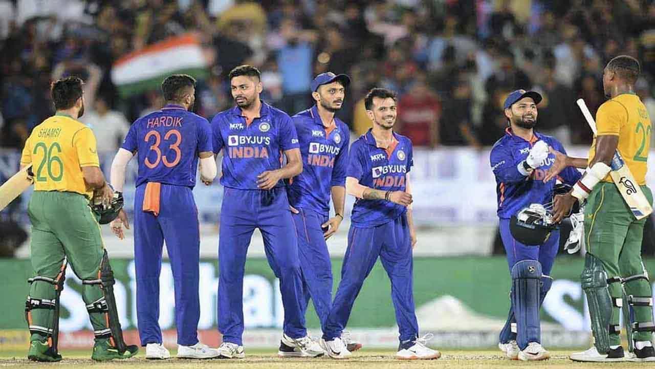 IND vs SA 5th T20 Match Live Streaming: ಹರಿಣಗಳನ್ನು ಮಣಿಸಿ ಸರಣಿ ಗೆಲ್ಲುತ್ತಾ ಭಾರತ? ಪಂದ್ಯದ ಬಗ್ಗೆ ಒಂದಿಷ್ಟು ಮಾಹಿತಿ IND vs SA 5th T20 Match Live Streaming: ಹರಿಣಗಳನ್ನು ಮಣಿಸಿ ಸರಣಿ ಗೆಲ್ಲುತ್ತಾ ಭಾರತ? ಪಂದ್ಯದ ಬಗ್ಗೆ ಒಂದಿಷ್ಟು ಮಾಹಿತಿ