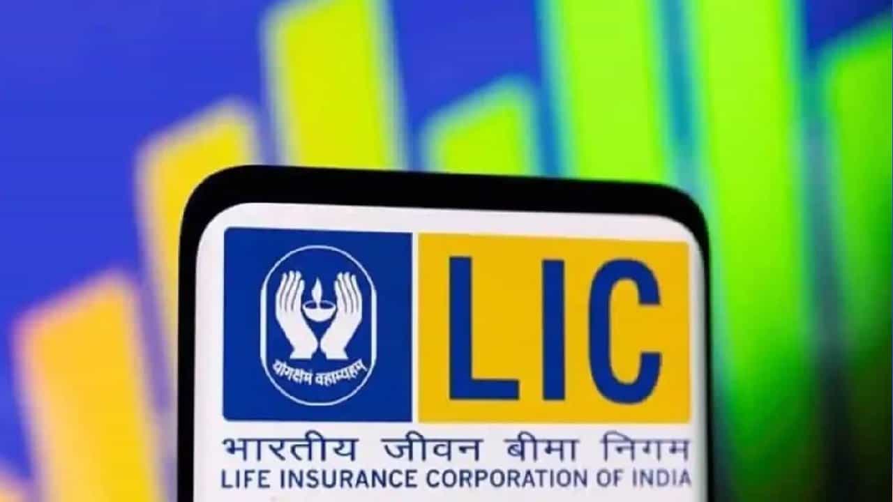 LIC Share: 6 ಲಕ್ಷ ಕೋಟಿ ರೂಪಾಯಿಗಿಂತ ಕೆಳಗಿಳಿದ ಎಲ್ಐಸಿ ಮಾರುಕಟ್ಟೆ ಮೌಲ್ಯ LIC Share: 6 ಲಕ್ಷ ಕೋಟಿ ರೂಪಾಯಿಗಿಂತ ಕೆಳಗಿಳಿದ ಎಲ್ಐಸಿ ಮಾರುಕಟ್ಟೆ ಮೌಲ್ಯ