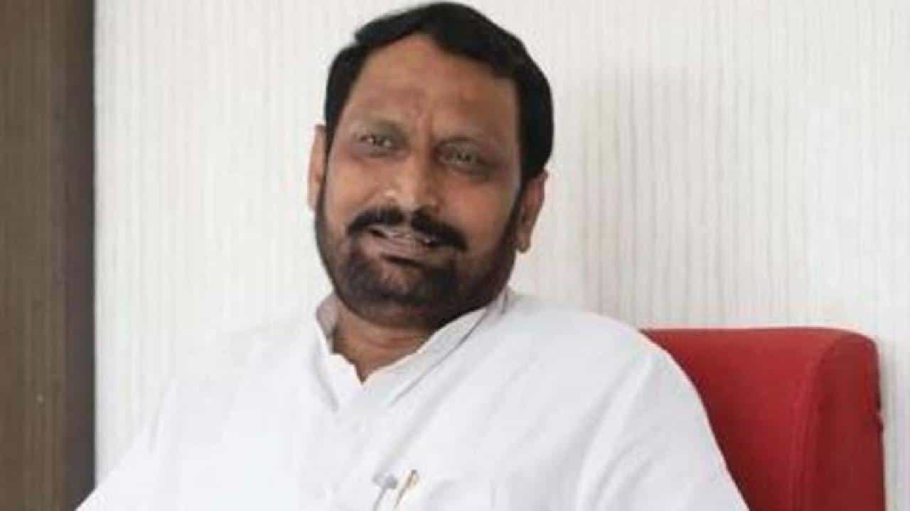 Agnipath: ಅಗ್ನಿಪಥ್ ಯೋಜನೆ ಖಂಡಿಸಿ ಬೆಳಗಾವಿ ಬಂದ್ ಕರೆಗೆ ಜನರು ಬೆಂಬಲಿಸಬಾರದು: ಲಕ್ಷ್ಮಣ್ ಸವದಿ ಮನವಿ Agnipath: ಅಗ್ನಿಪಥ್ ಯೋಜನೆ ಖಂಡಿಸಿ ಬೆಳಗಾವಿ ಬಂದ್ ಕರೆಗೆ ಜನರು ಬೆಂಬಲಿಸಬಾರದು: ಲಕ್ಷ್ಮಣ್ ಸವದಿ ಮನವಿ